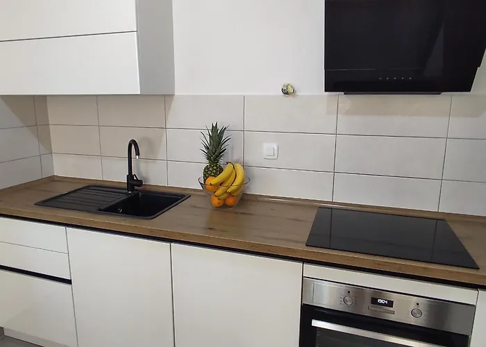 With Parking Space - 21550 Zadar