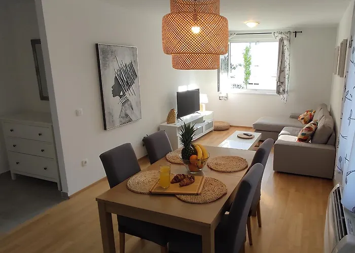 With Parking Space - 21550 Lägenhet